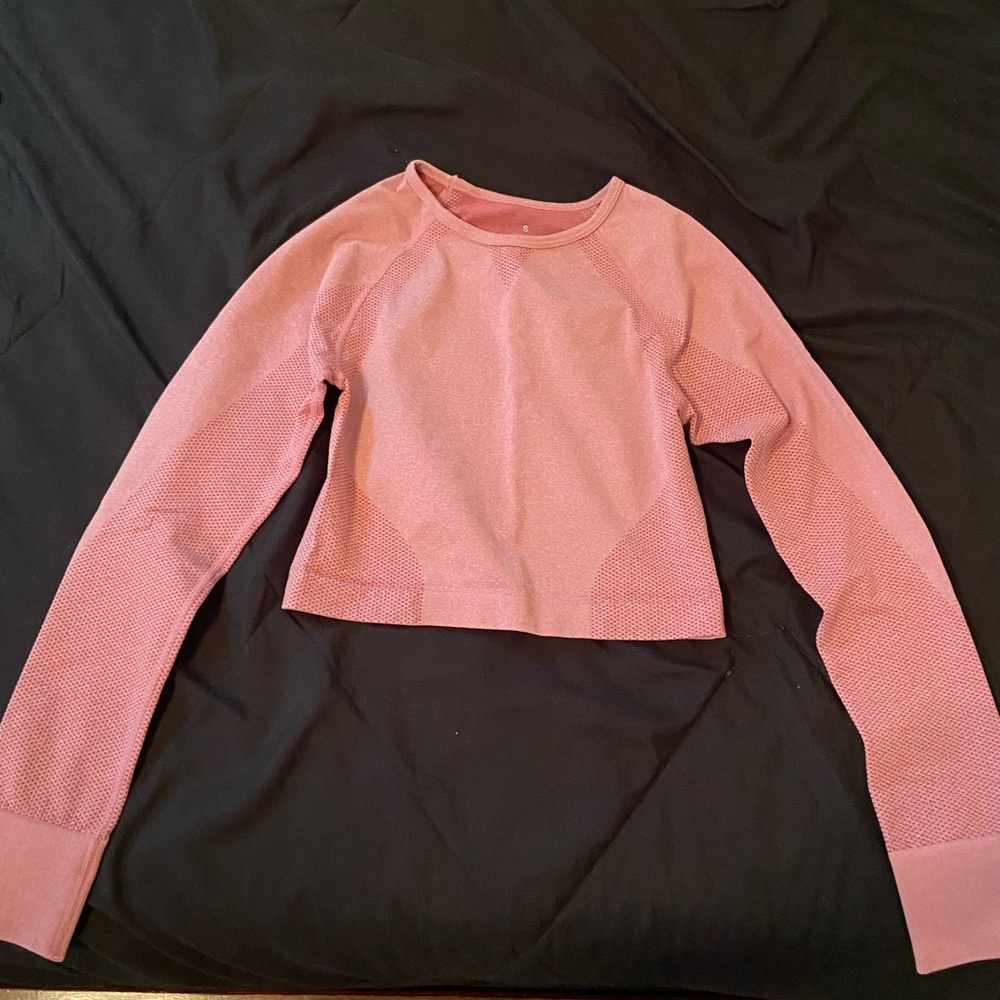 nvgtn work out long sleeve